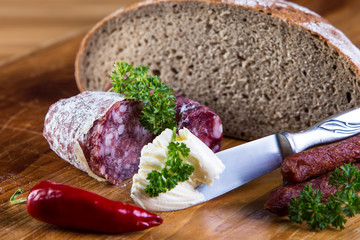 Salamibrötchen