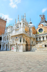 Fototapeta na wymiar San Marco cathedral in Venice