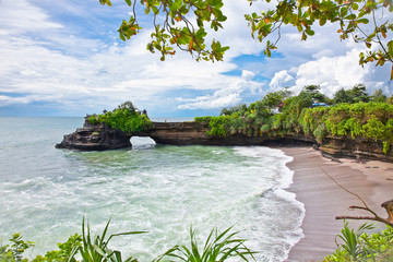 Pura Batu Bolong temple on Bali, Indonesia. © Aleksandar Todorovic