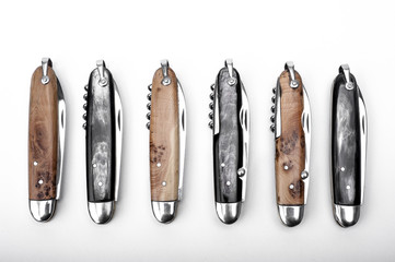 série de six couteaux de poche