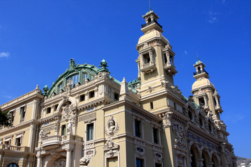 Fototapeta na wymiar Opera de Monte-Carlo, Monako