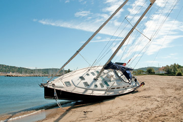Sailing Yacht on Beach 3