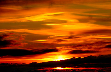 Fototapeta na wymiar Sunset sky in yellow and red