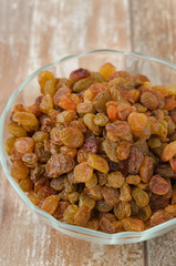 glass bowl with sultana raisins top view