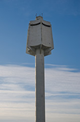 Torre piezometrica con antenne
