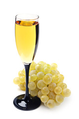 Ripe grapes and a glass of wine