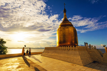 Buphaya Pagoda at sunset in Bagan, Myanmar.