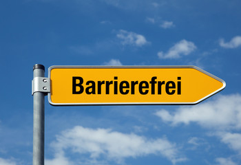 Pfeil mit blauem Himmel BARRIEREFREI
