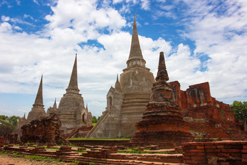 Fototapeta premium Ancient temples of Ayutthaya-Thailand