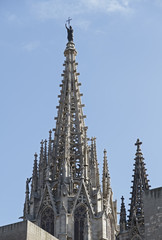 Fototapeta na wymiar Katedra w Barcelonie