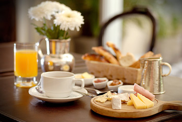 desayuno en el hotel 4