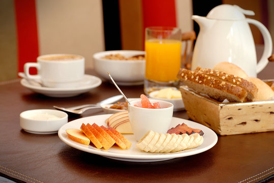 desayuno en el hotel 5