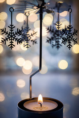 Stimmungsvolle Adventsdekoration mit Teelicht