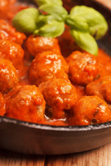 Meat balls with tomato sauce