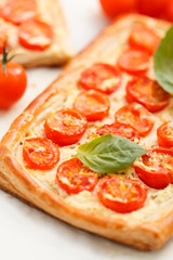Quiche with tomato and ricotta
