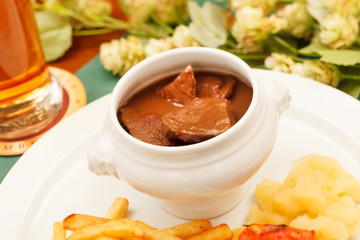 meat with french fries