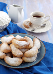 Crescents vanilla and almond cookies