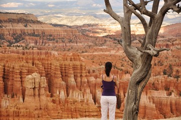 kobieta w bryce canyon