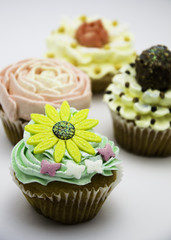 Sun Flower Cupcake