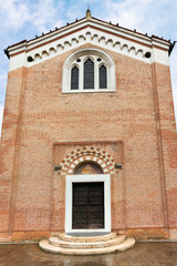 Fototapeta na wymiar Fasada Scrovegni kaplicy w Padwie