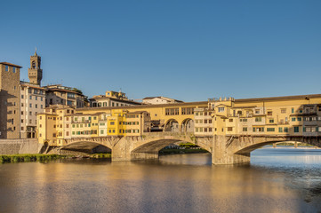 Obraz premium The Ponte Vecchio (Old Bridge) in Florence, Italy.