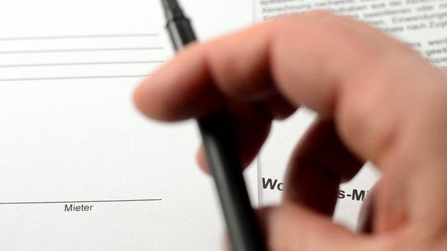 Unterzeichnung eines Mietvertrages