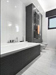 dettaglio della vasca da bagno in un bagno moderno