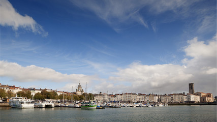 Fototapeta na wymiar Panoramic Port of La Rochelle, in a sunny morning