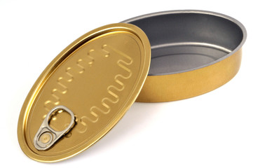 Une boîte de conserve vide