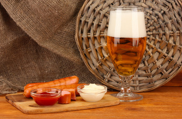 Beer and grilled sausages