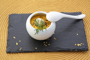 Velouté sur une ardoise