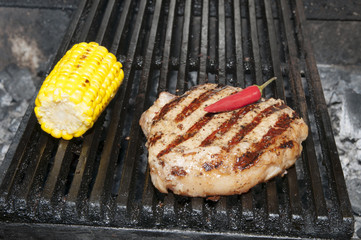 Приготовление стейка на гриле