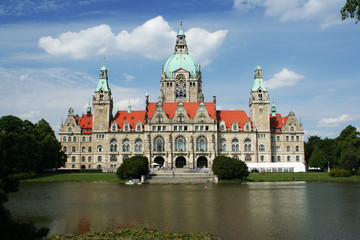 Obraz premium The city hall in Hannover, Germany
