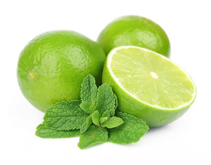 Lobes of  lime with mint