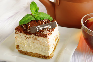 Chocolate tiramisu cake