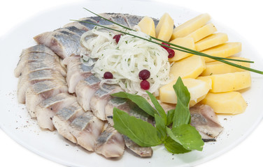 Сельдь с гарниром