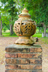 Sidewalk garden lamp Thai style made from clay