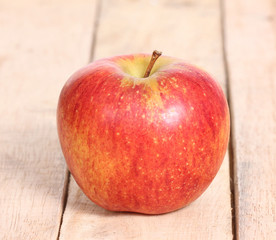 red apple