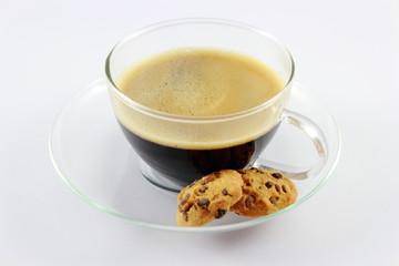 Kaffee schwarz in Glastasse