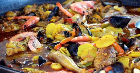 Paella ' pommes de terre '