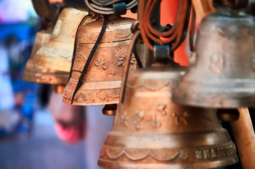 cloches de vaches,alpes,suisse,savoie,carillons
