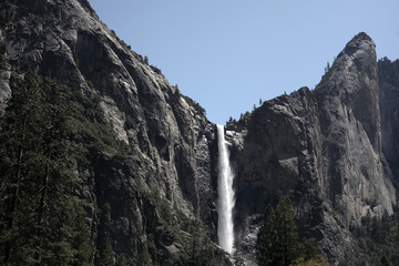 Fototapeta na wymiar Wodospad Yosemite
