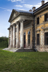 Obraz premium Old mansion....