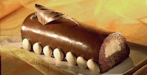 B&Ucirc;CHE CHOCOLAT PRALIN&Eacute;