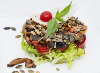 Салат теплый