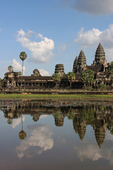 Naklejka premium Reflets du Temple d'Angkor Wat