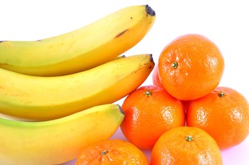 Banany i mandarynki © fotonaj