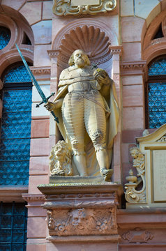 Heidelberg, statua nella facciata del castello