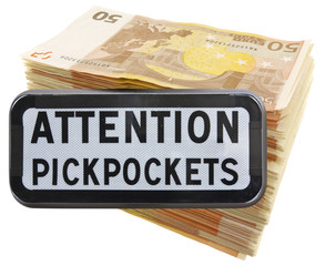 liasse de billets... attention pickpockets