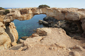 Fototapeta na wymiar Naturbrücke, rozdz Greco, Agia Napa, Zypern